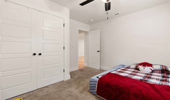 45 Westmorland Dr, Bella Vista, AR 72714