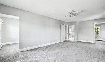25 Viking Dr, Bristol, RI 02809