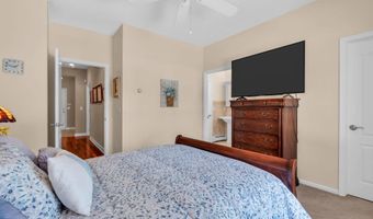 490 Arlington Ave S, Bayville, NJ 08721