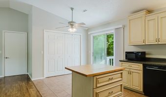 7 Claypole Ln, Bella Vista, AR 72715
