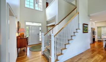 49 Walley St, Bristol, RI 02809