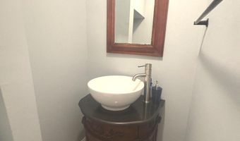 521 E 23RD St, Baltimore, MD 21218
