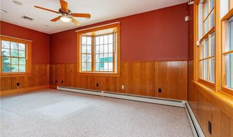 208 Tourtellot Hill Rd, Glocester, RI 02814