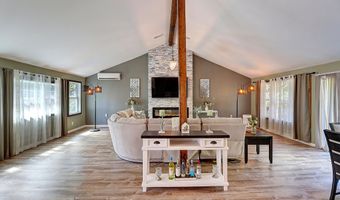 103 Malory Ct, Blakeslee, PA 18610