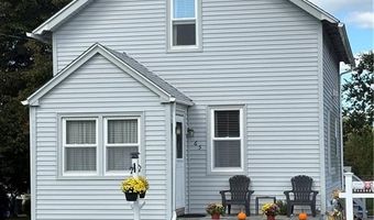 65 Maple Ave, Middletown, RI 02842