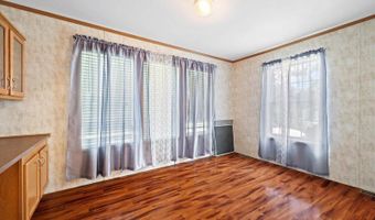 11 E St, Bangor, ME 04401
