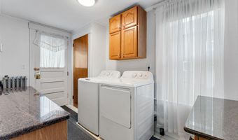 4 Long St, Barre, VT 05641