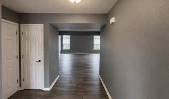 8123 Maple Stream Blvd, Indianapolis, IN 46217
