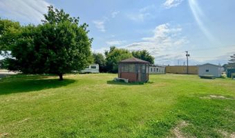 806 7th Ave, Britton, SD 57430
