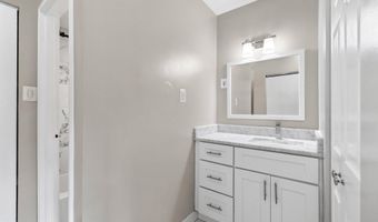 1830 COLUMBIA Pike 216, Arlington, VA 22204