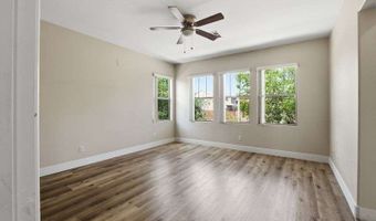 10464 Calico Pines Ave, Las Vegas, NV 89135