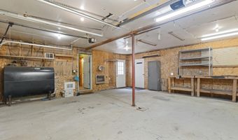 96 Taylor Woods Rd, Belgrade, ME 04917