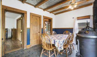 400 E Walker St, Ash Grove, MO 65604