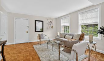 2736 ORDWAY St NW 3, Washington, DC 20008