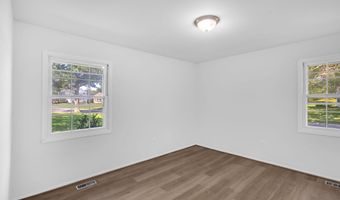 12113 ROUND TREE Ln, Bowie, MD 20715