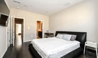 23012 LAVALLETTE Sq, Brambleton, VA 20148