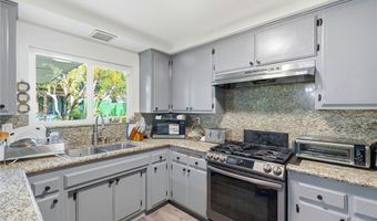 13435 Chase St, Arleta, CA 91331