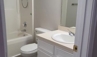 3670 Highland Dr, Ayden, NC 28513