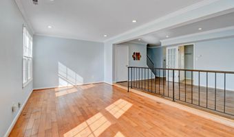 4472 RUGGLES Ct, Annandale, VA 22003