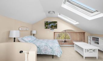 17 E 14TH St, Barnegat Light, NJ 08006