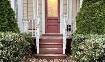 14 Woodlawn Ave, Albany, NY 12208