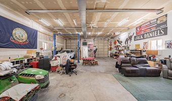 2585 Hillam Ave, Ammon, ID 83406