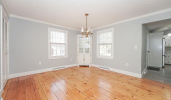 240 Oak St, Centerville, MA 02632