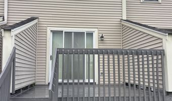 943 Fox Hollow Drive. Dr, Hudson, NH 03051