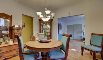 614 E 14th St, Baxter Springs, KS 66713