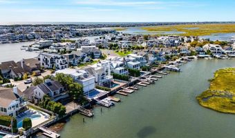 22 PELICAN Dr S, Avalon, NJ 08202