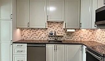671 Liberty Pointe Dr, Ann Arbor, MI 48103