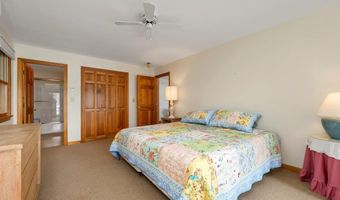 156 Big Barndoor Is, Alton, NH 03810
