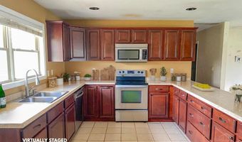 1858 Stivers Rd, Aberdeen, OH 45101