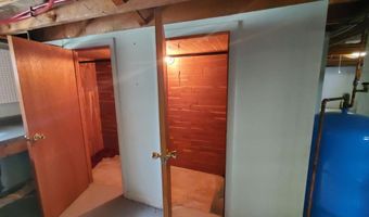 9 Wood St, Bangor, ME 04401