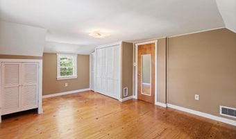 200 Burr Ext St, Barnegat, NJ 08005