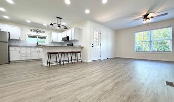 1802 27th St, Bedford, IN 47421