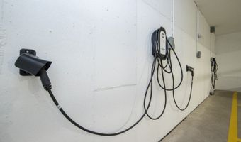 2435 Lamington Rd 18, Bedminster, NJ 07921