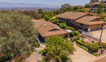 10960 Treeside Ln, Escondido, CA 92026