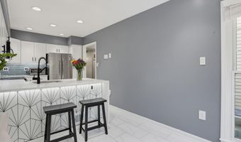 6152 WELLINGTON COMMONS Dr, Alexandria, VA 22310