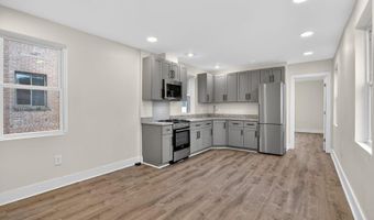 1821 T St NW, Washington, DC 20009