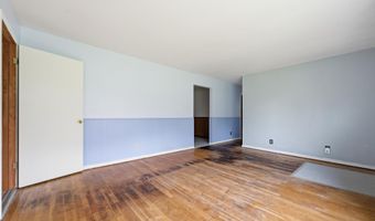 11717 E Edgewater Rd, Albany, IN 47320