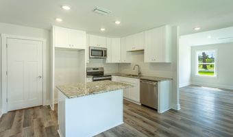 215 15th St, Apalachicola, FL 32320