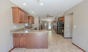 342 Benit Dr #4, Arnolds Park, IA 51331