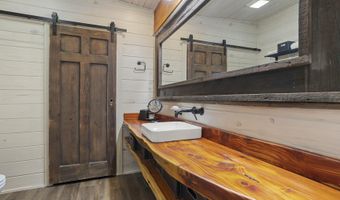 774 Davis Rd, Benton, MS 39039