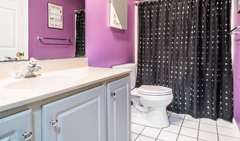 45 Pocono Ln 4, Danbury, CT 06810