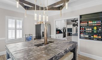 967 Five Points Rd, Barnesville, GA 30204