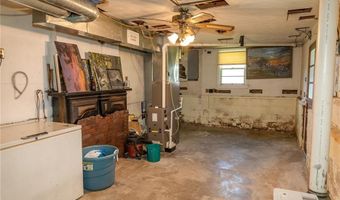 45 Howard St, Austin, IN 47102