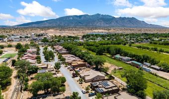 212 Riesling Rd, Bernalillo, NM 87004