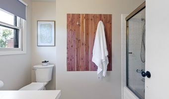 1114 LAKEWOOD Dr, Albany, OR 97321