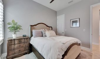 7420 PARADISO Dr, Apollo Beach, FL 33572